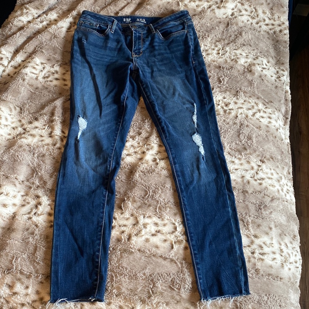 A.N.A skinny distressed ankle jeans 10